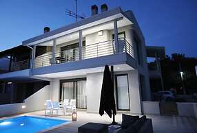 Heaven Horizon Villa - Ethereal and Blissful Gem