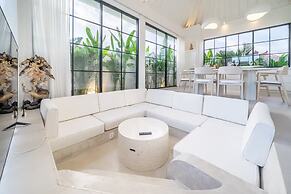 White Shell Villa 1