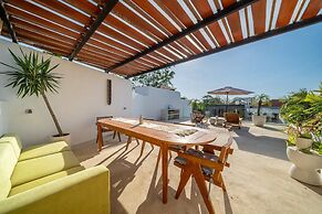 Darina Villa