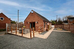 Host Stay Beagle Barn
