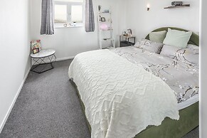 Host Stay Essex Place
