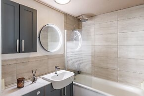 Host Stay Essex Place