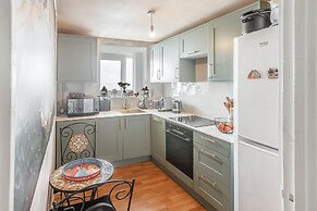 Host Stay Essex Place