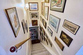 Host Stay Wistermead Cottage