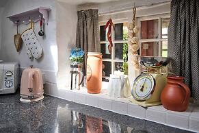Host Stay Wistermead Cottage