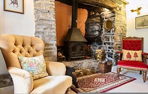 Host Stay Wistermead Cottage
