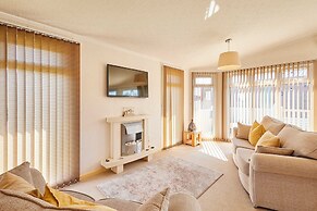 Host Stay Ness Lodge