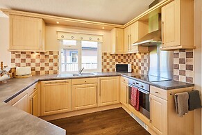 Host Stay Ness Lodge