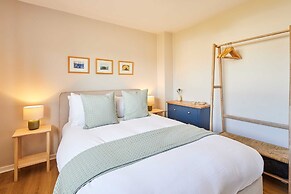 Host Stay Stille House