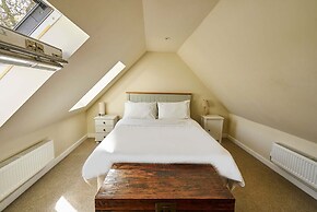 Host Stay The Tiled Cottage