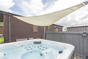 Host Stay Hazel Retreat