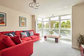 Host Stay Apartment 8
