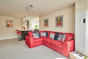 Host Stay Apartment 8