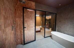 Luxury 3BR Townhouse