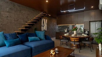 Luxury 3BR Townhouse