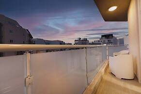 Spacious 2BR Podium Marina near Valletta