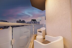 Spacious 2BR Podium Marina near Valletta