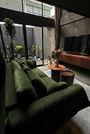 Wolu Designer Loft - Private Pool