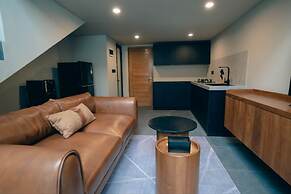 Wolu Designer Loft - Private Pool