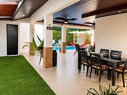 Chitre Villa by Otium