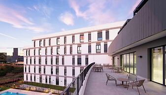 The Residential Club Blink