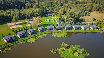Single-story Holiday Home by the Pond no. 3