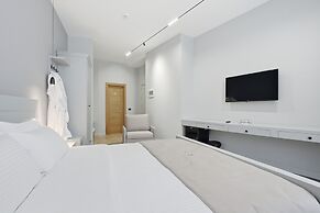 Cela Hotel