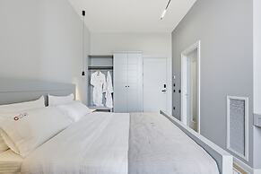 Cela Hotel