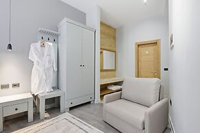 Cela Hotel