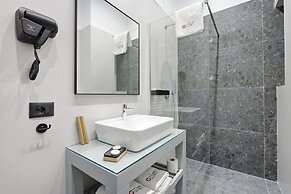 Cela Hotel