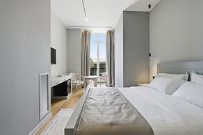 Cela Hotel