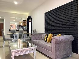 Duplex Penthouse With Private Jacuzzi!