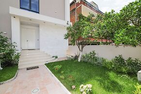 Noni Guesthouse