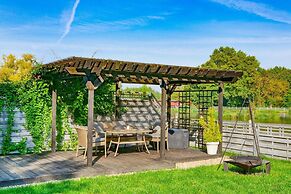 Holiday Cottage no. 4A With Private Jacuzzi
