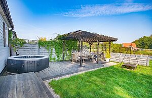 Holiday Cottage no. 4A With Private Jacuzzi