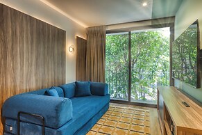 Ceiba by Tasman