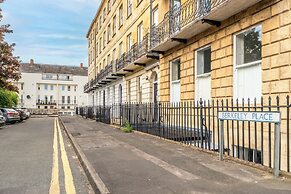 Stunning Flat in Centre of Cheltenham