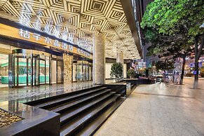 Crystal Hotel GuiYang Fountain