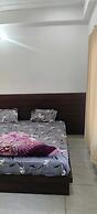 Hotel Reengus Raj