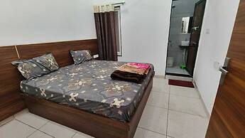 Hotel Reengus Raj