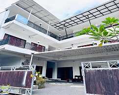 Cozzy Canggu 77 Guest House