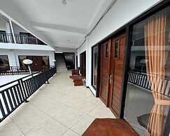 Cozzy Canggu 77 Guest House