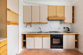 Decumana Cozy Flat by Wonderful Italy