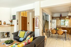 Protaras Marina Seaside Villa