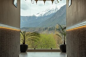 Walnut Village Resort