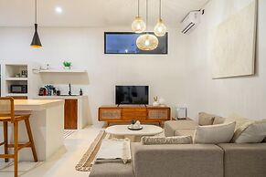 White Manta Villa
