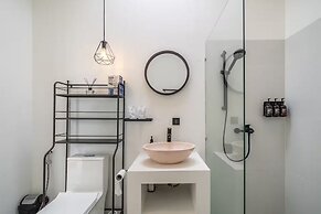 White Manta Villa