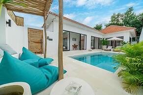 White Manta Villa