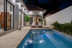 White Manta Villa
