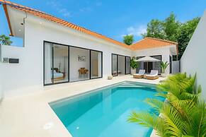 White Manta Villa